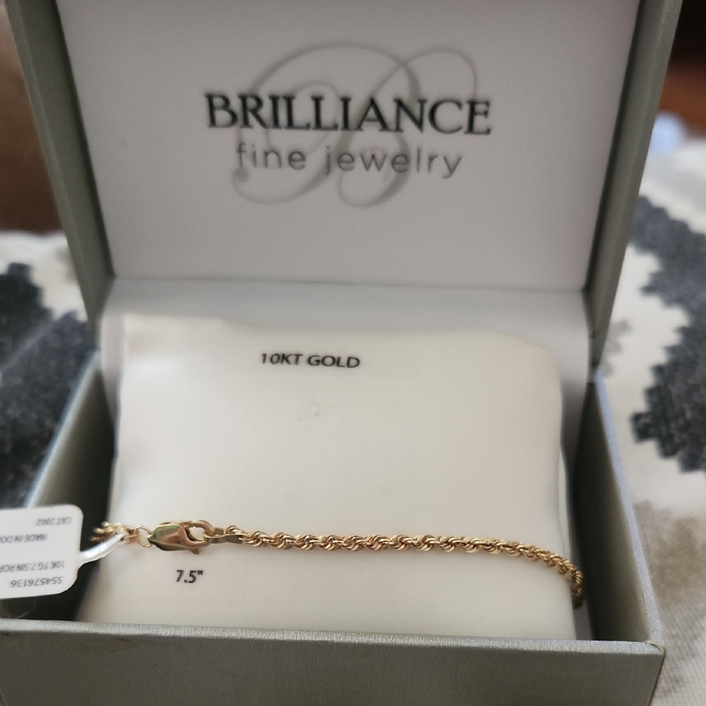 10KT Gold Women's Bracelet